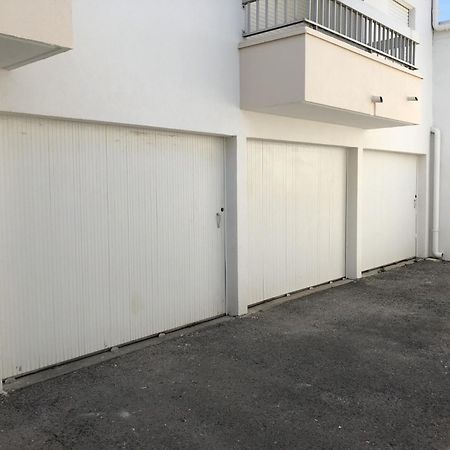 Duplex Centre Ville - 50m de la Plage - Clim - Garage - Netflix Le Grau-du-Roi Chambre photo